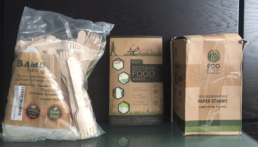 ECO 125 WOODEN FORKS + 4 PCS ECO BEESWAX FOOD WRAPS + 300 ECO PAPER STRAWS-NIB