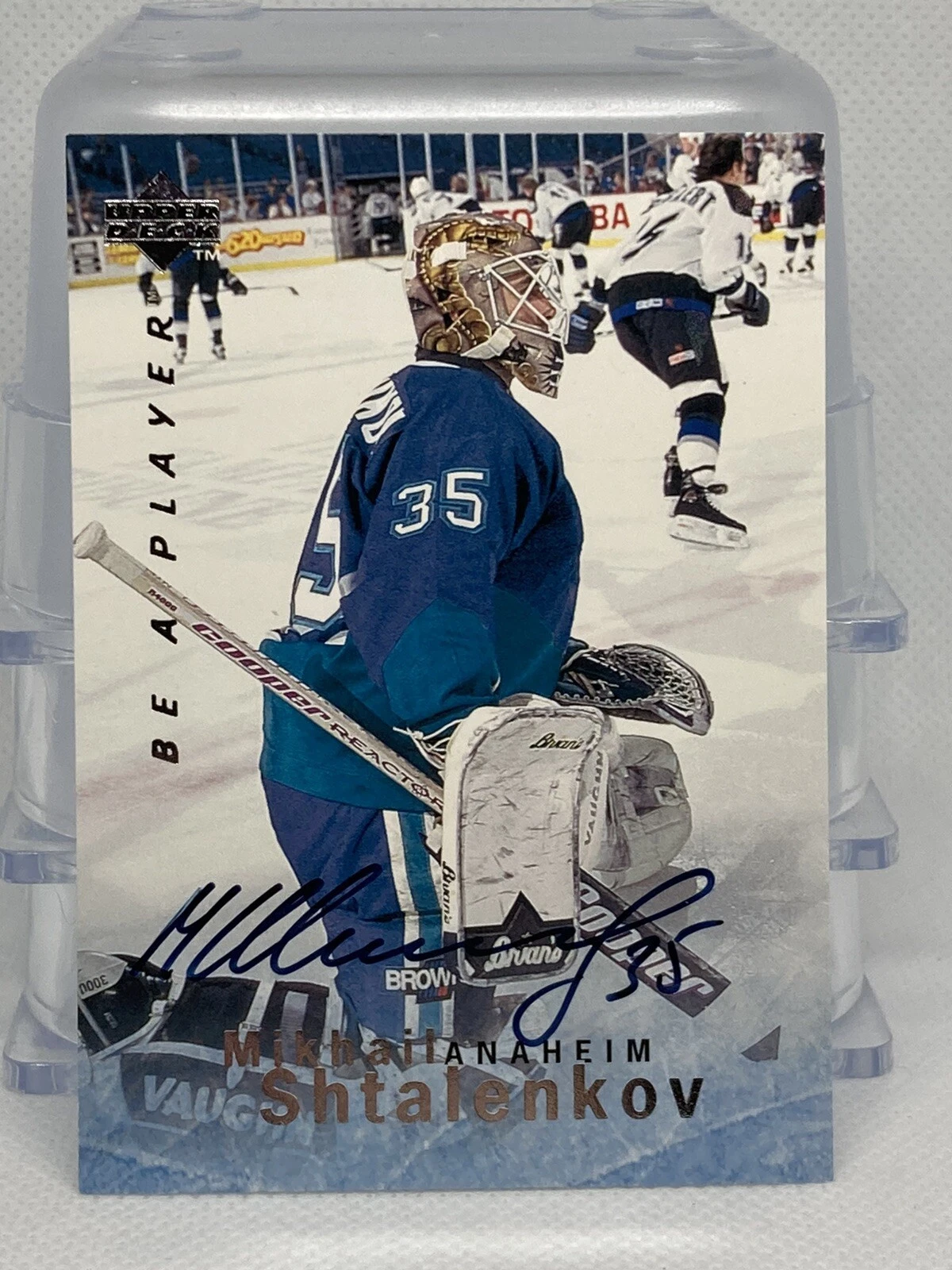1995-96 Upper Deck Be a Player Auto Mikhail Shtalenkov #S69 Autograph