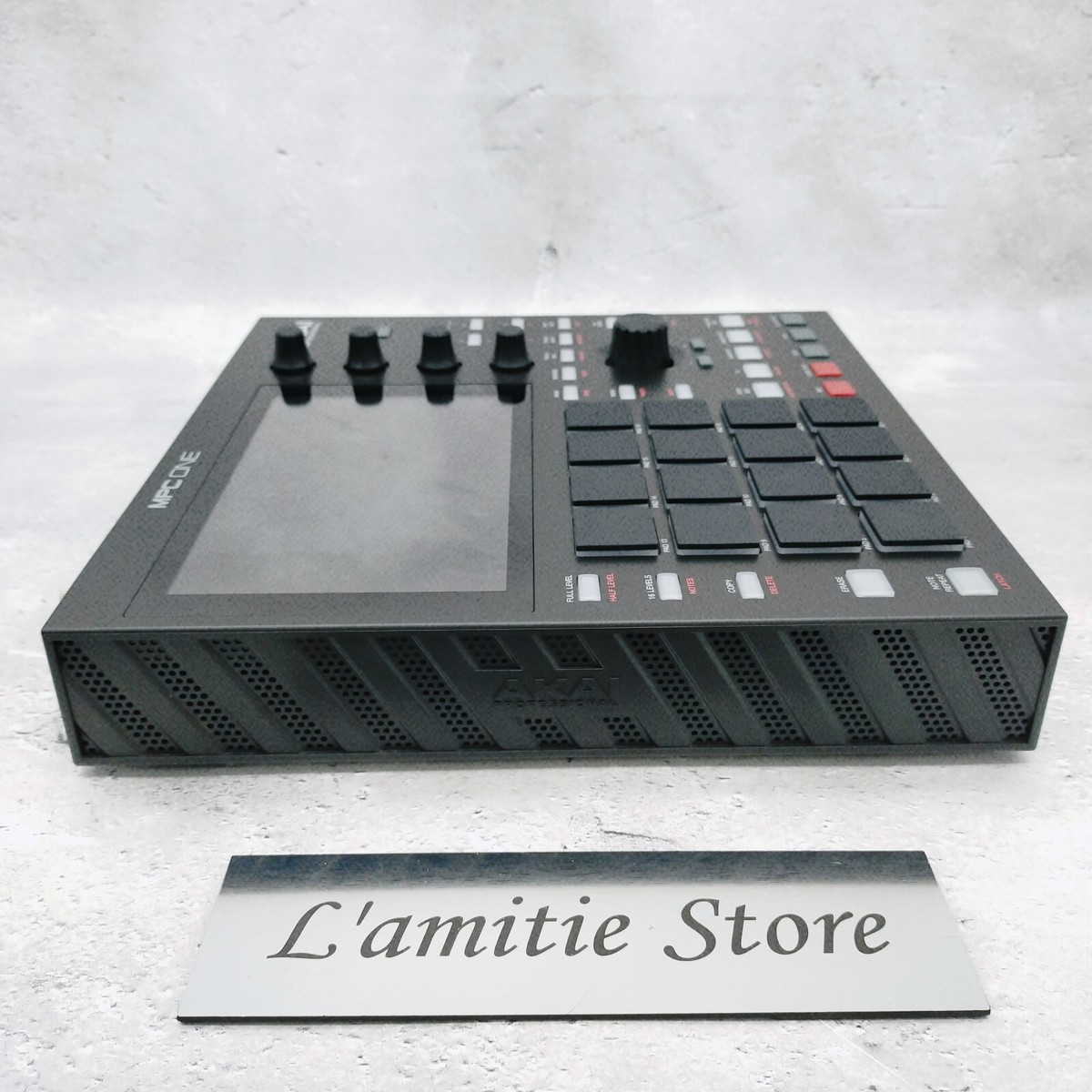 DJ機材 Akai Professional MPC One Akai Professional MPC One + — DJ TechTools