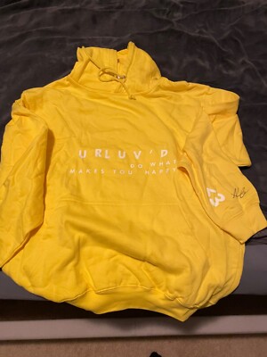 Noah Beck signed hoodies sweatshirts