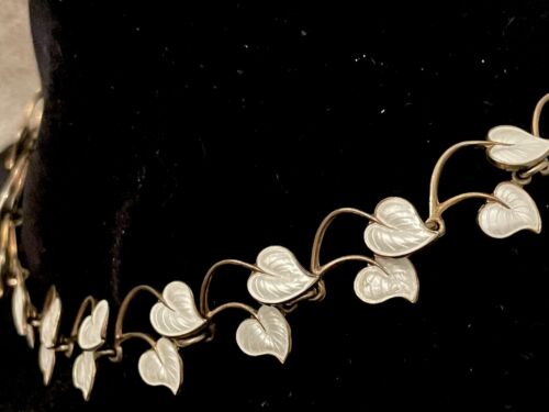 VOLMER BAHNER 925 Sterling Enamel Vintage Denmark Guilloche Leaves Necklace 15" - Picture 4 of 7