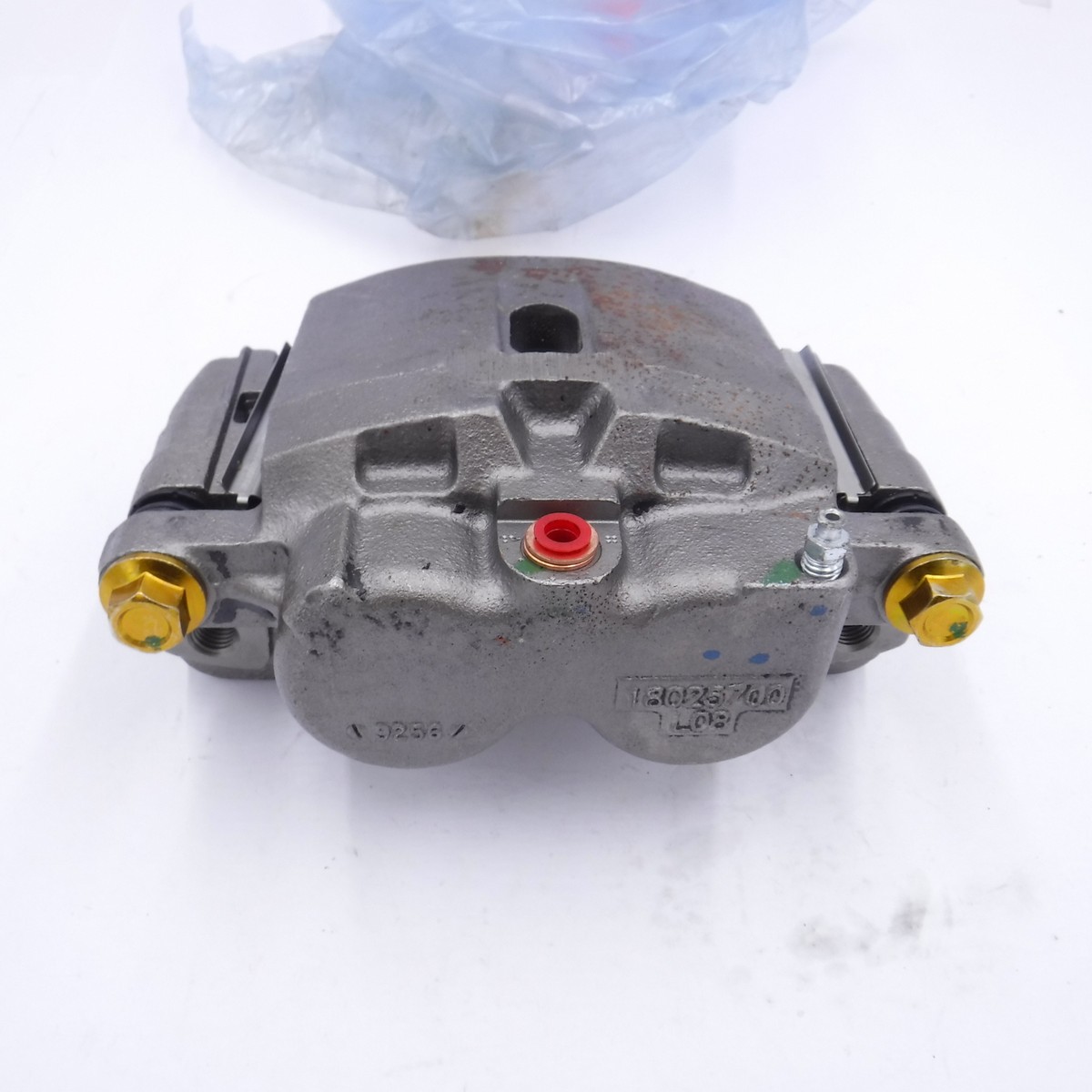 GM Front Left Brake Caliper 18025700 for 1999-2007 GMC Sierra 1500