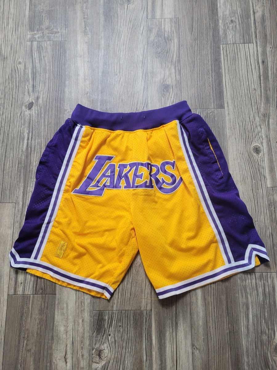 Los Angeles Lakers Shorts Mens Large NBA Basketball Just Don 1996