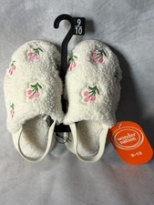 Wonder Nation Girls Slippers Size 9-10 White Pink Floral Embroidered Plush NWT