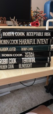 Robin Cook Lot of 6 Hardcover Thriller Novels Putnam English Fiction Adults