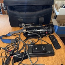 Sony Video 8 Handycam Ccd Fx410 Video Camera Recorder Charger AC-V60A Remote