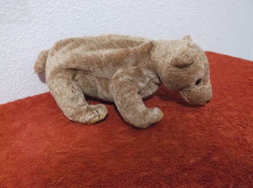 "TY" BEANIE BABIES..."PECAN" D.O.B.....APRIL 15, 1999....RETIRED..#185 - Picture 2 of 2
