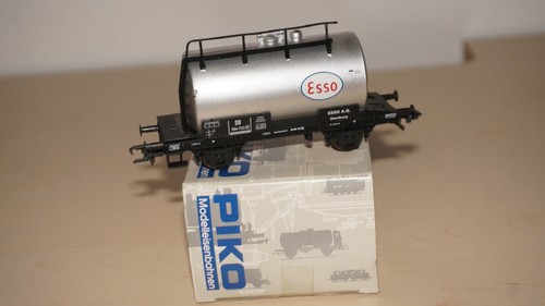 RF18] PIKO H0 54274 Kesselwagen der DB 584 922 Esso in OVP | Zustand: Gebraucht