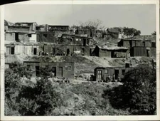 Press Photo Native shacks in the slum area of Cato Manor - lra31532
