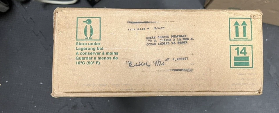 2 rollos de papel fotográfico Fuji FUJIFILM FUJICOLOR Crystal Archive tipo II LUSTRE 4"x610' Foto 2 de 3