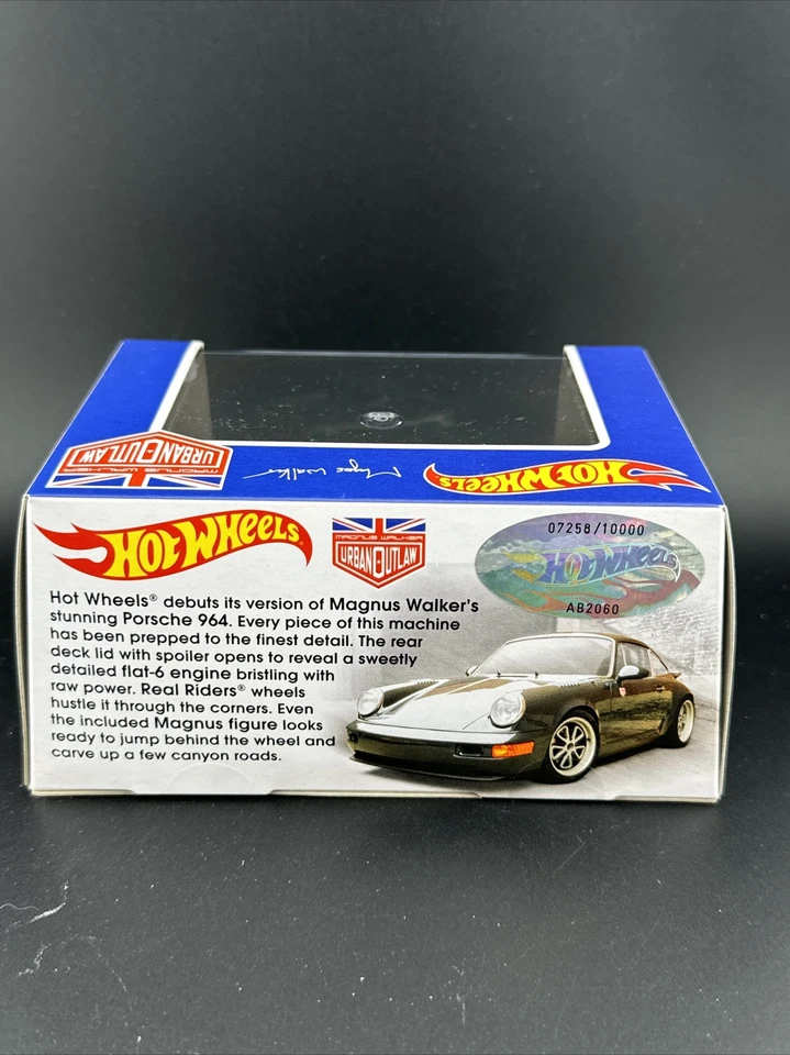 2019 Hot Wheels CHROME MAGNUS WALKER PORSCHE 964 w FIGURE RLC Urban Outlaw 07258 - Image 4 of 4