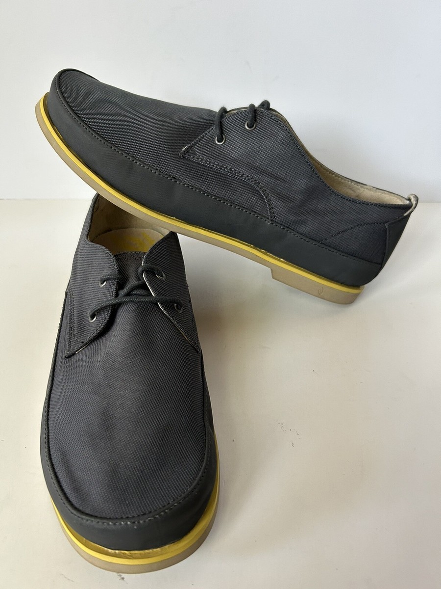 OluKai Honolulu Lace Mesh Size 11.5 Gray Men display picture 1