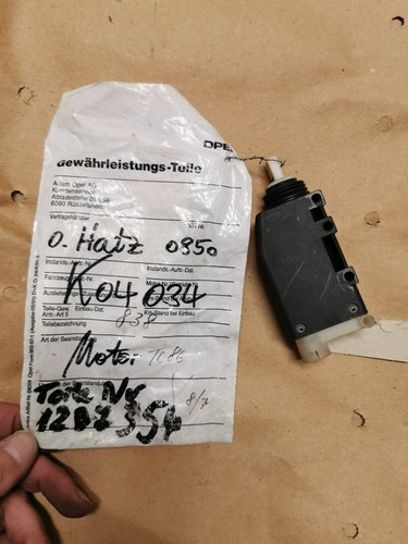 90449073 Stellmotor Tankklappe 110 1215 Opel Omega 1207354