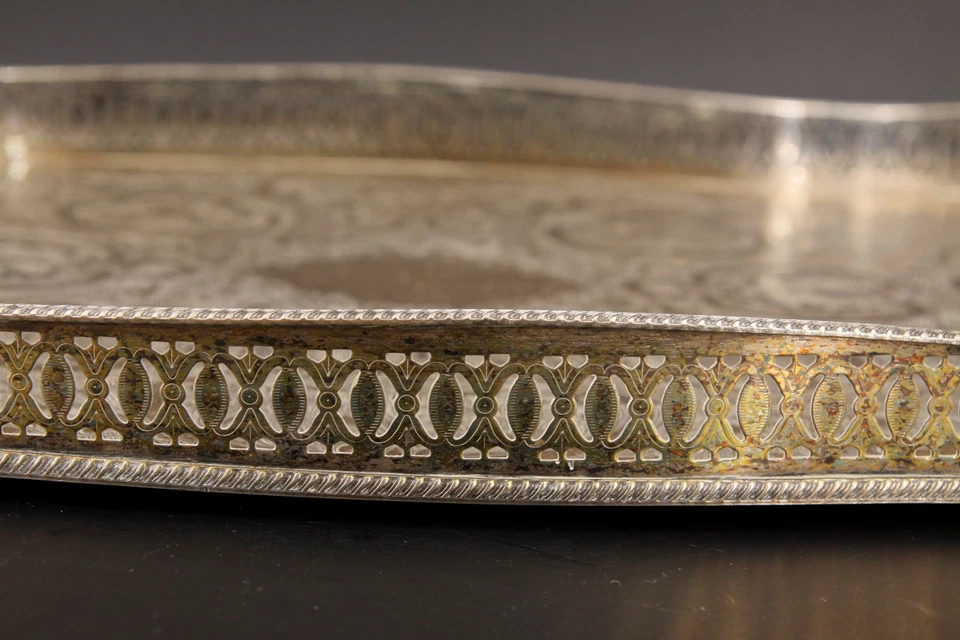 Großes versilbertes Tablett Sheffield England, rechteckig, ornamentiert 2kg #F4 - Bild 3 von 4