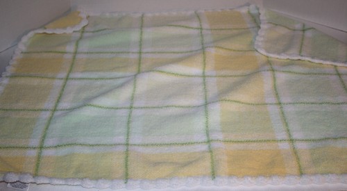 First Impressions Plaid Chenille Baby Blanket Green Yellow White Scalloped Edge - Picture 2 of 6