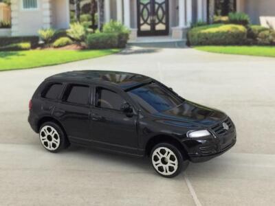2002 - 2009 VW Volkswagen Touareg SUV in 1/64 Scale Limited