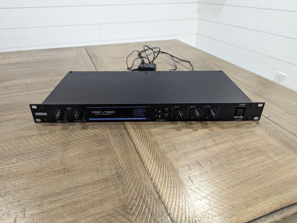 美品・動作品　YAMAHA REV100 デジタルリバーブ エフェクター YAMAHA REV100 DIGITAL REVERBERATOR デジタル リバーブレーター