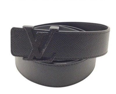 Louis Vuitton Belt LV Black Buckle 90 