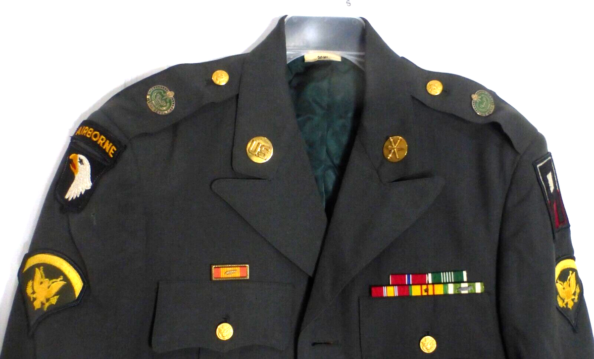 ミリタリージャケット Shinzone - AMERICAN ARMY SURGICAL GOWN s-l1200.png