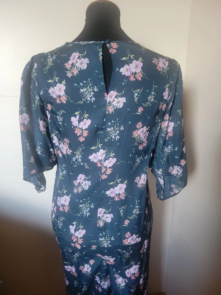 Traje floral de 2 piezas de Rebecca Taylor Foto 2 de 4