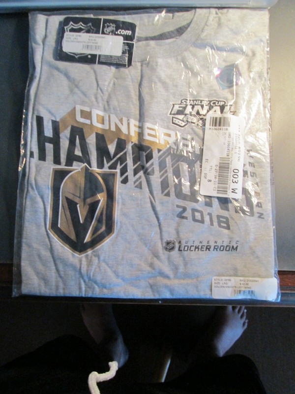 LAS VEGAS GOLDEN KNIGHTS 2018 CONFERENCE CHAMPIONS T-Shirt NWT Sizes L or XL $32