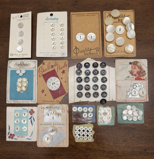 Vintage Lot of Carded MOP Buttons 5/16" to 1 1/8" (Z65)