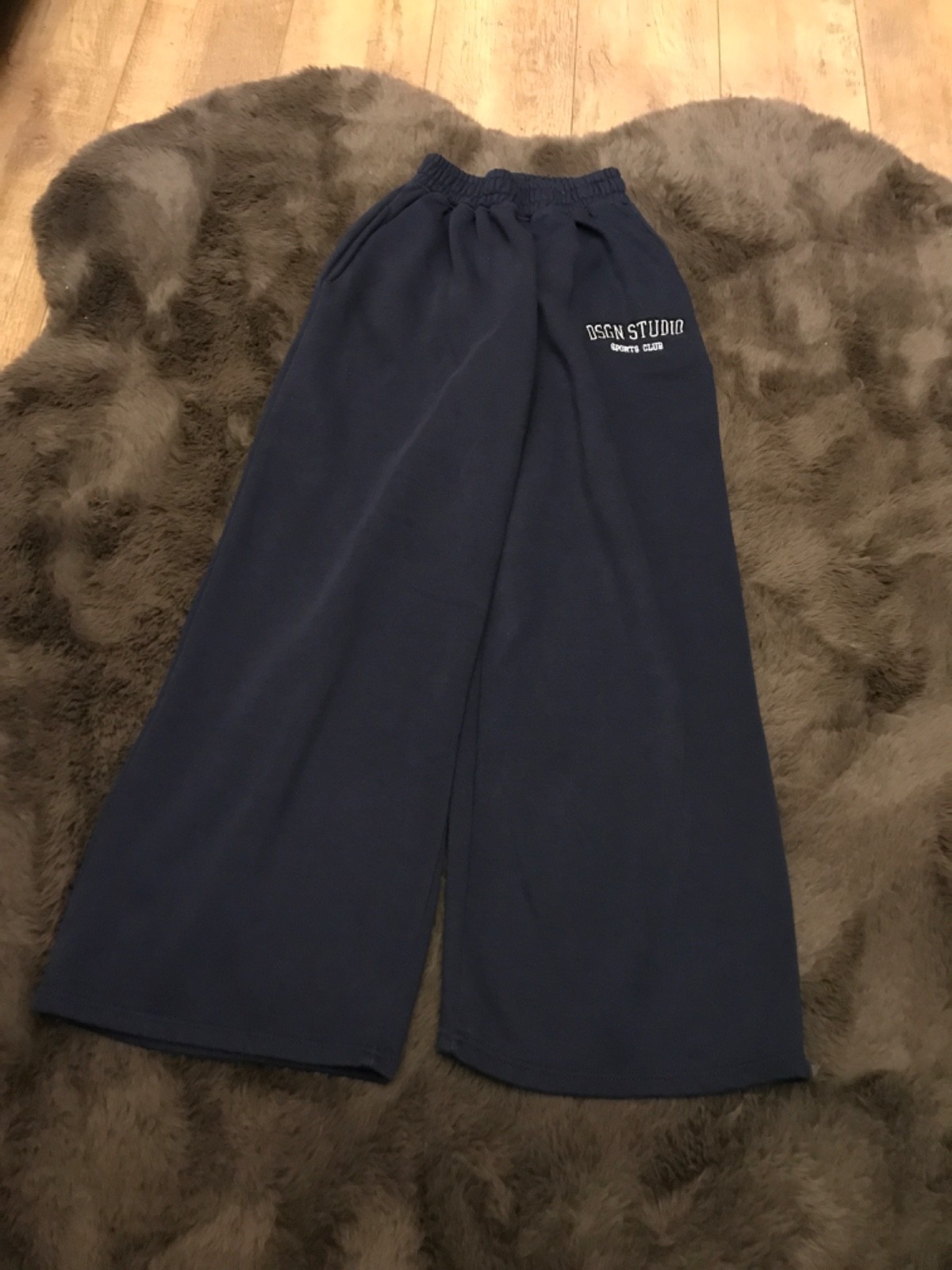 BOOHOO NAVY DESIGN STUDIO WIDE LEG JOGGERS - SIZE  medium
