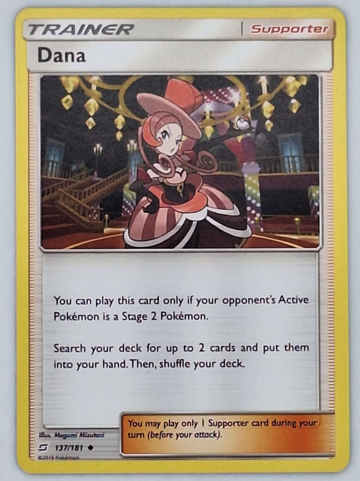 Dana 137/181 Pokemon - Sun & Moon Team Up MP
