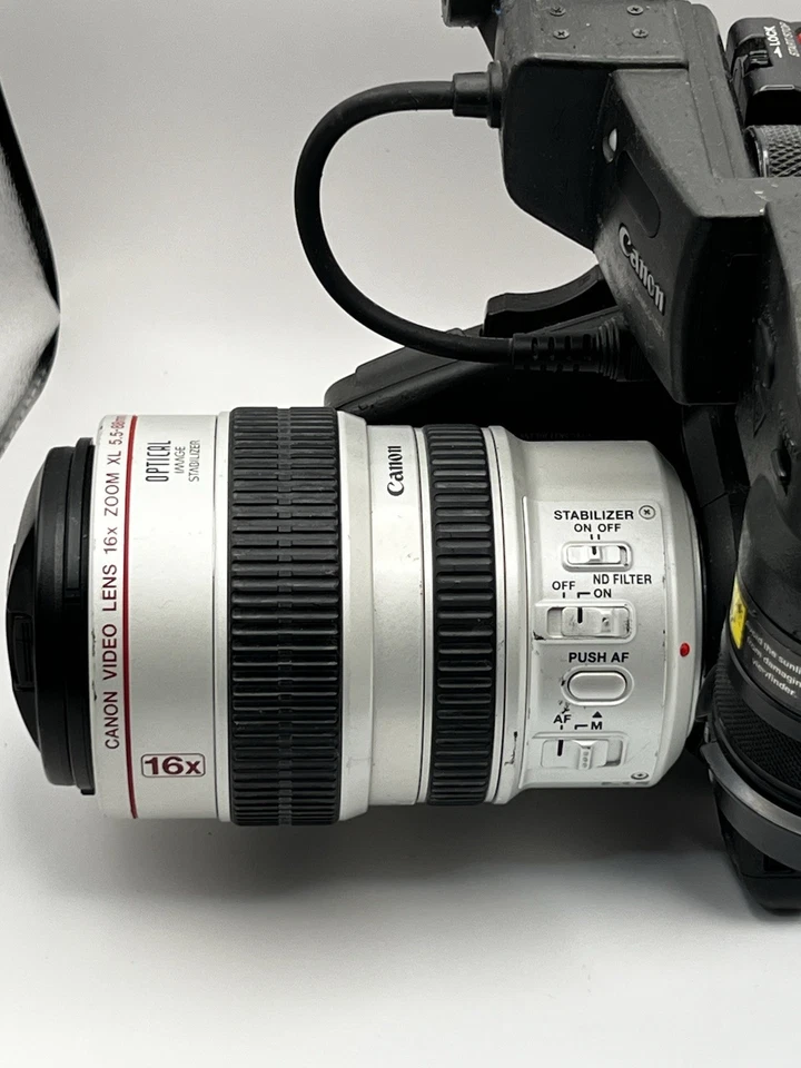 Canon XL1S Mini DV Camcorder Video Camera With Lens - READ DESCRIPTION - Image 2 of 4