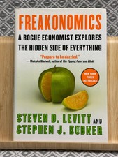 SIGNED - FREAKONOMICS by Stephen J. Dubner  -  1st HCDJ 2005