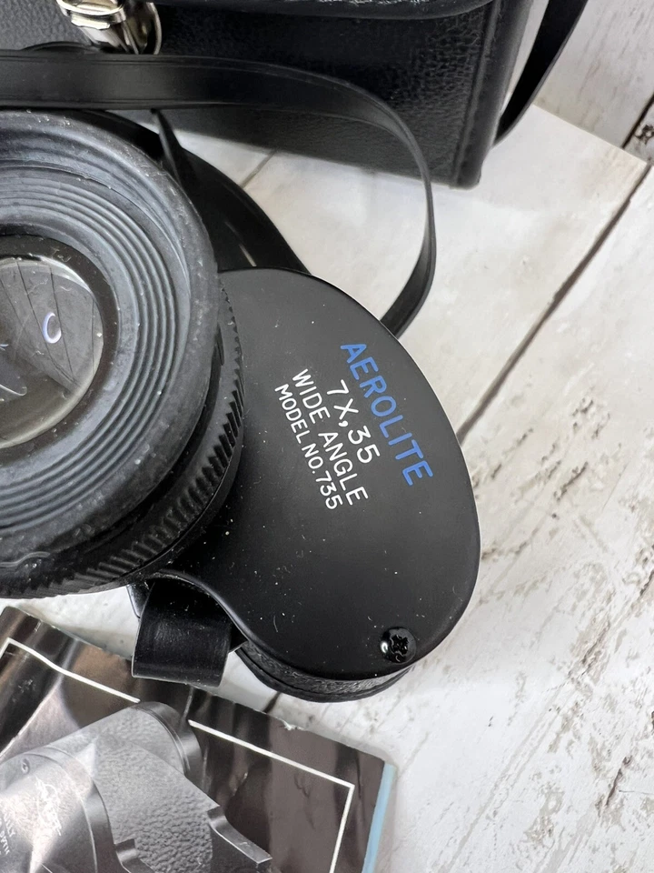 Vintage SWIFT AEROLITE 7X35 Binoculars Model 735 w/ Case, Caps. Straps, Guide - Image 3 of 4