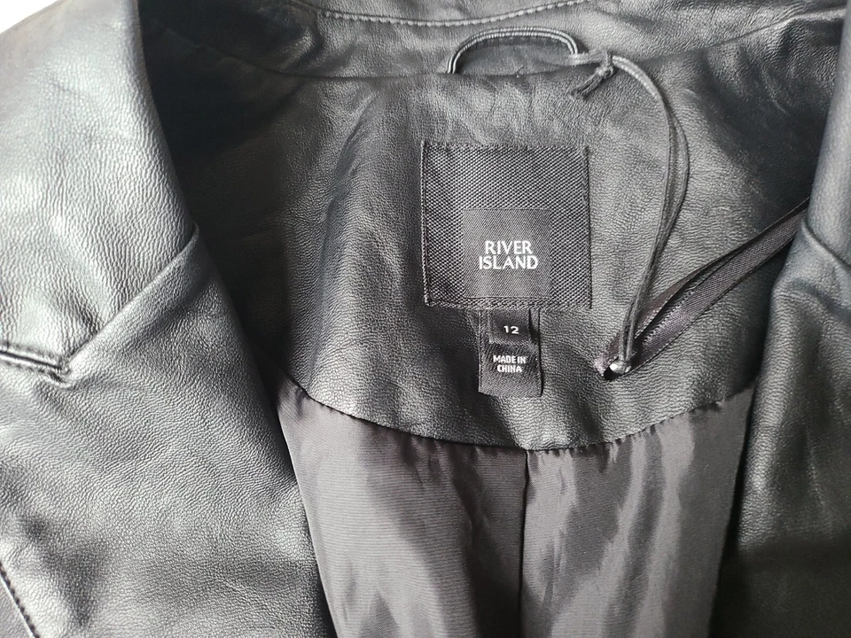 Chaqueta Blazer de Cuero Sintético Negro River Island Talla 12 Foto 3 de 4
