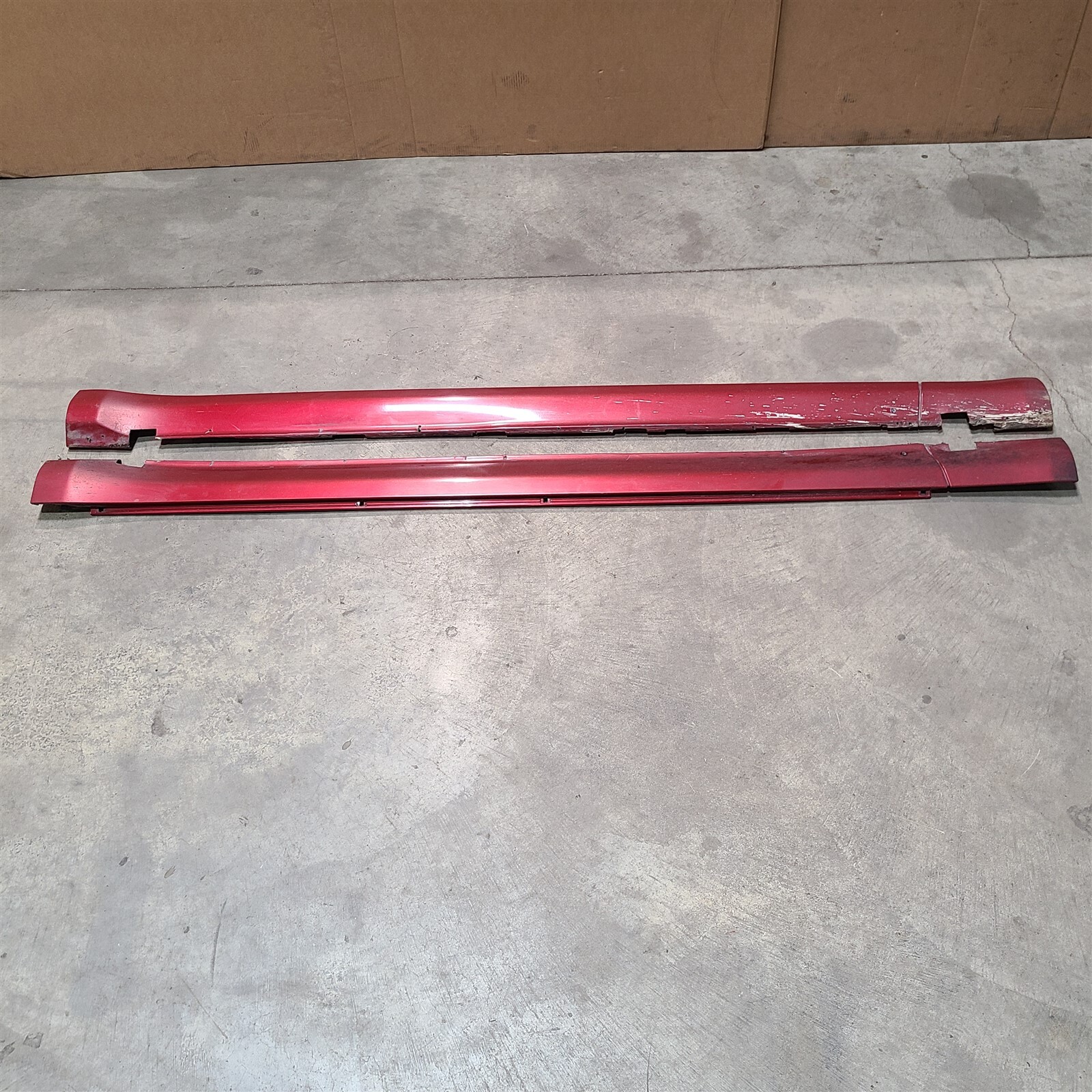 0610 Dodge Charger SRT8 Driver and Passenger Rocker Panels Moldings