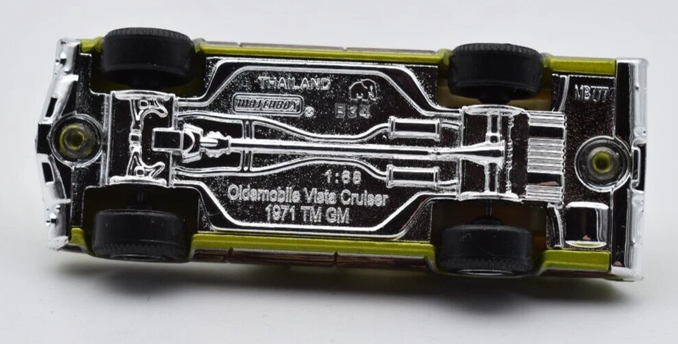 Matchbox Superfast '71 Oldsmobile Vista Cruiser green. MBX1/ 2009 - Image 3 of 3