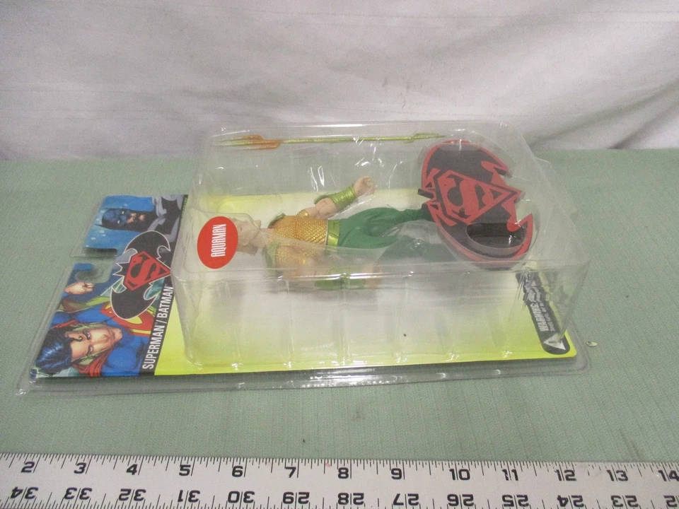 Figura de acción DC Direct Superman Batman Aquaman Search For Kryptonite Series 7 Foto 3 de 3