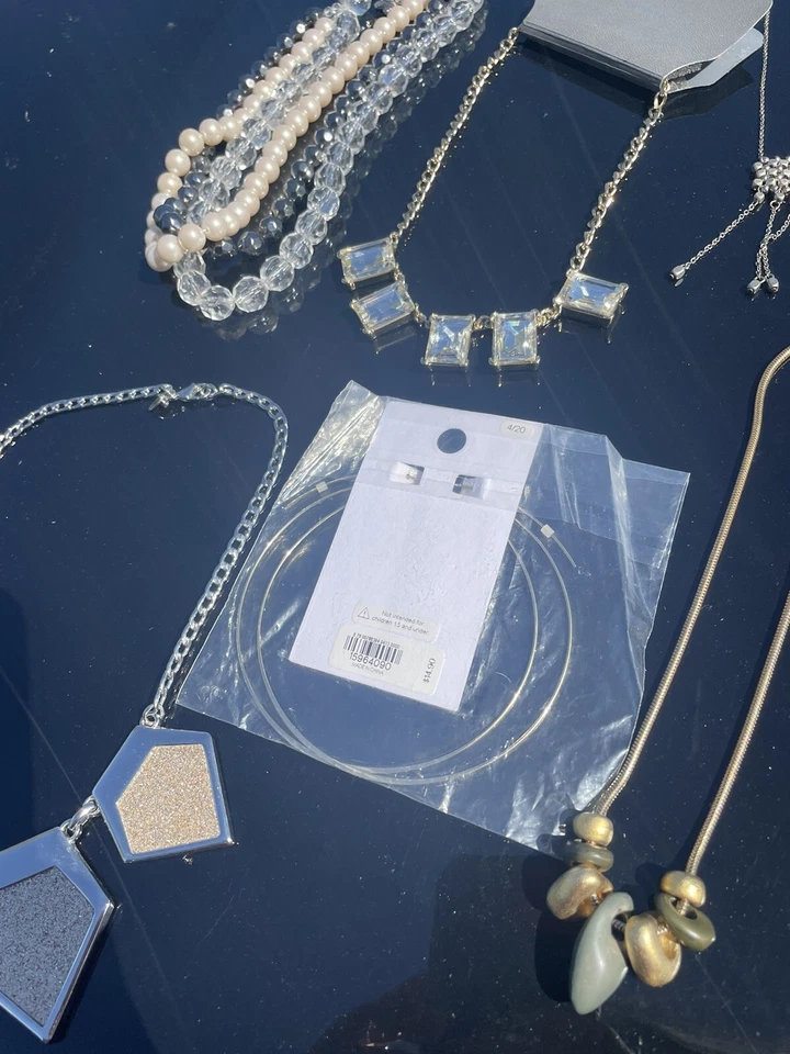 LOTE MIXTO DE 16 COLLARES BRAZALETES Joyería firmada EXPRESS Foto 3 de 4