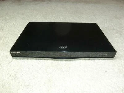Samsung BD-E8500 3D Blu-Ray Player, 500GB HDD, DVB-C, DEFEKT schaltet ab - Bild 1 von 4