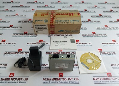 Allied Telesyn AT-MC102XL/HKA-12100EC-230 Fast Ethernet Media Converter Set