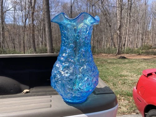 Gorgeous Vintage Fenton Ice Blue Carnival Glass Poppy Show Vase