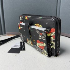 Ed Hardy Tattoo Women  s Wallet Wristlet Skulls / Hearts / Eagle All Over Print