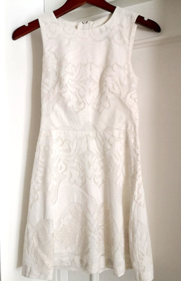 H&M Kleid ecru Guipure Art Spitze ärmellos Gr. 34 DE