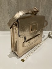 🩷LIPSY Handbag gorgeous Rose gold metallic . VGC 