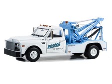 1969 Chevrolet C-30 Dually Wrecker - Roscoe 1:18 Scale Model - Greenlight 13684