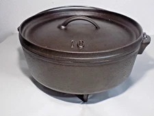 XLNT Vintage Lodge No.10CO (S) Camp Oven-Restored-No Cracks-XLNT-Used Once