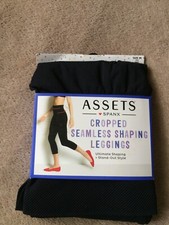 Spanx sz M Very Black Cropped Seamless Shaping Leggings Style 20338R NWT