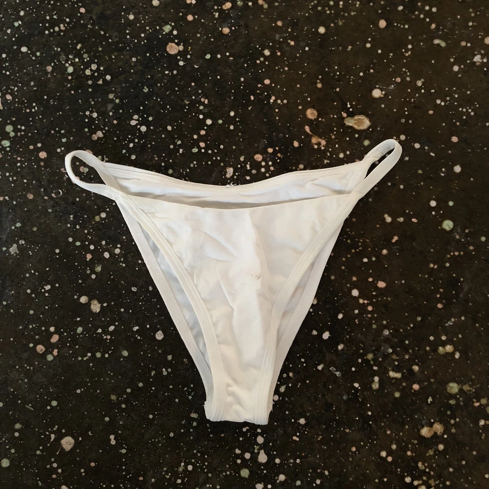 L*SPACE X REVOLVE Jay Bitsy Bikini Bottom White Swim Resort Beach Revolve S $75 - Image 2 of 4