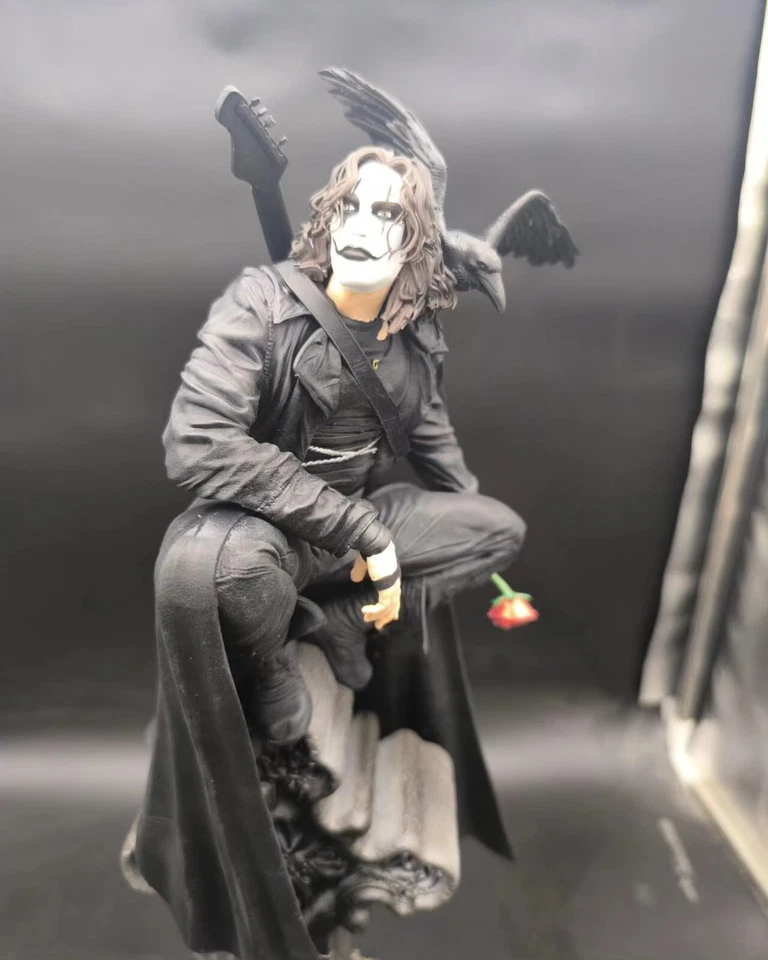 The Crow Eric Draven Sulla Croce Fanart Action Figure - Imagen 3 de 4