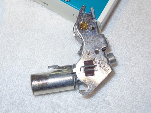 ‘NOS’ GM Ignition ‘Uni-Set’ GM #1876600 .. Points + Condenser .. Delco #D-1007 - Picture 13 of 23