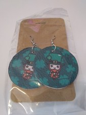 ST. PATRICKS DAY LEPRECHAUN WITH SHAMROCKS ROUND FAUX LEATHER EARRINGS