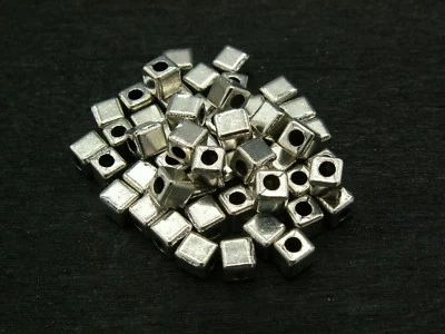 4mm Würfel Metallperlen Zwischenperle Spacer antiksilber 2-400 Stück SB 18 - Bild 1 von 2